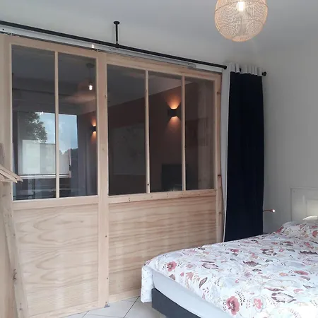 De L'allee Arras Holiday home *